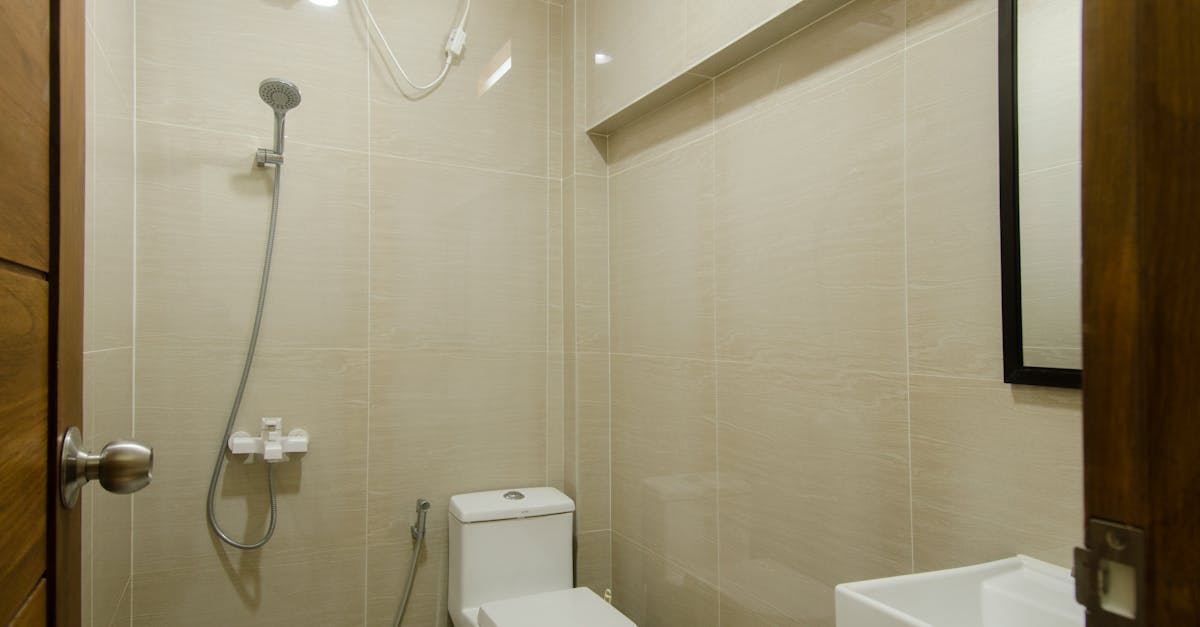 découvrez tout ce qu'il faut savoir sur les chauffe-eau : types, fonctionnement, installation et conseils pour choisir le meilleur modèle adapté à vos besoins en eau chaude.