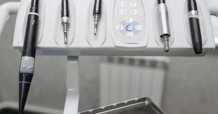 découvrez tout ce qu'il faut savoir sur le remboursement des soins endodontiques : conditions, prise en charge par l’assurance maladie et conseils pour optimiser vos remboursements dentaires.