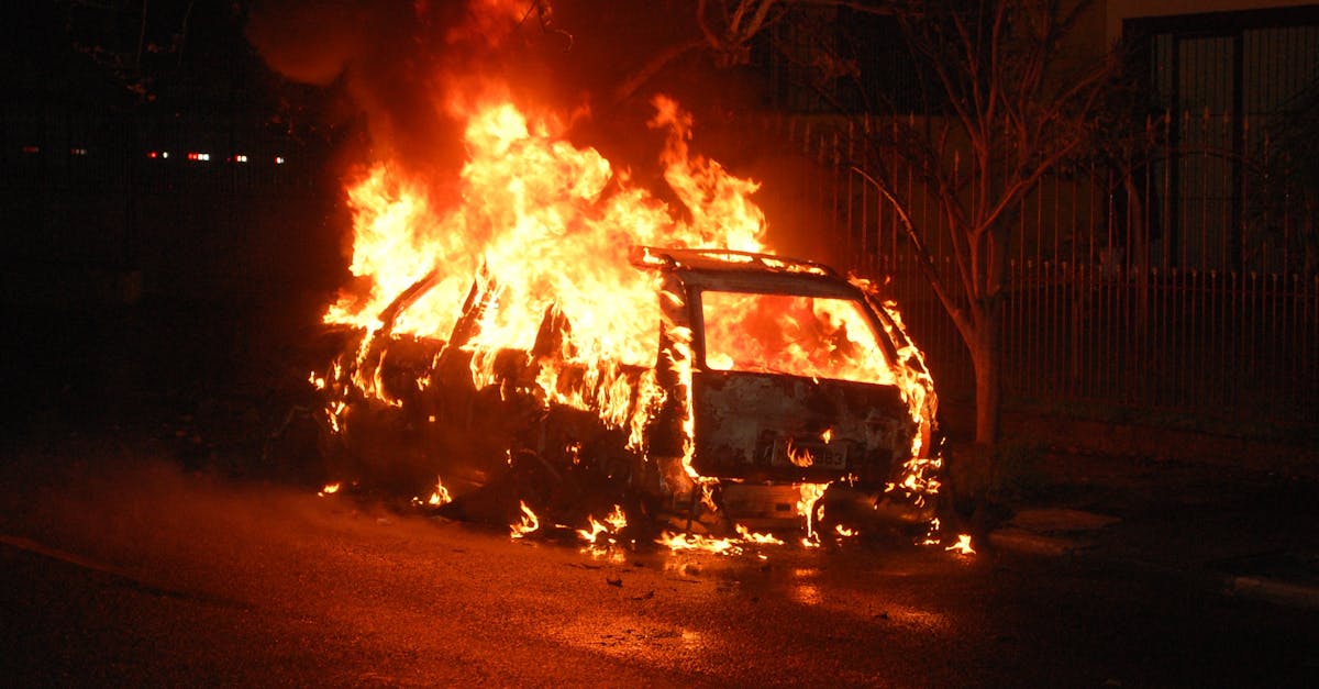 découvrez les causes, les impacts et les solutions possibles à la crise énergétique mondiale. analyse des enjeux économiques, environnementaux et sociaux pour mieux comprendre cette situation complexe.