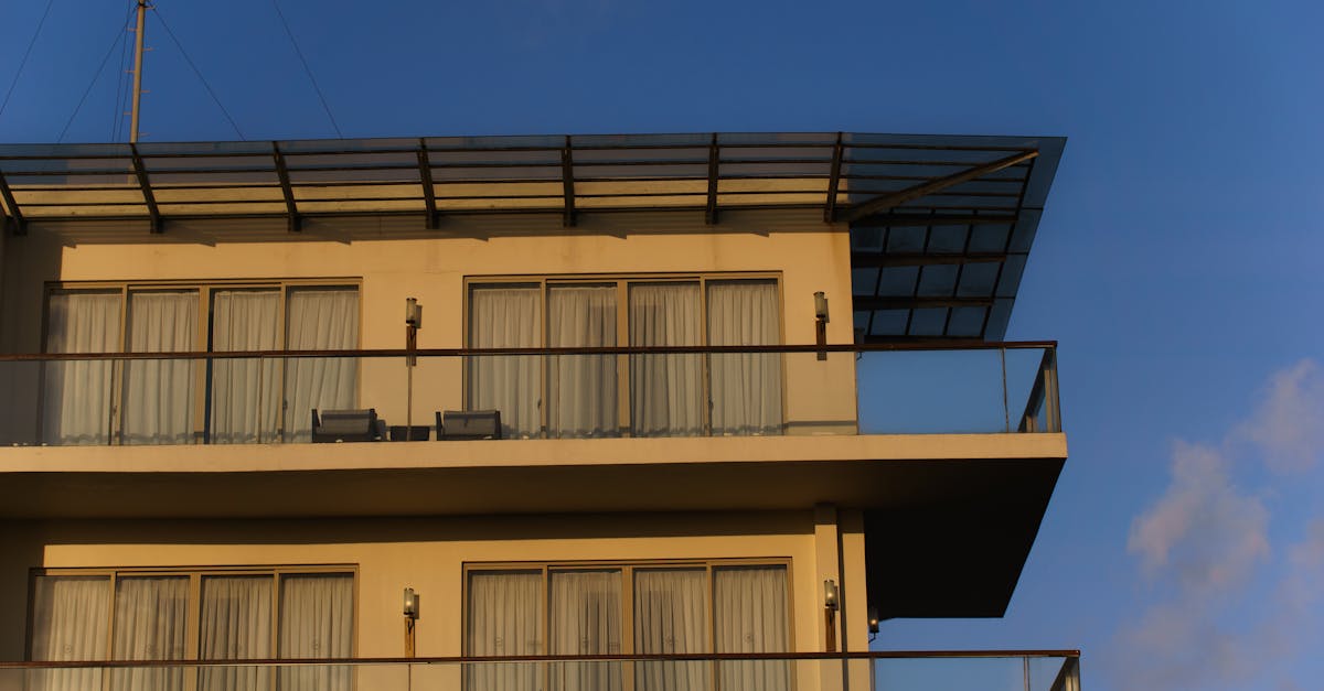 découvrez des solutions d'hébergement gratuit partout dans le monde : astuces, plateformes et bons plans pour voyager sans frais de logement.