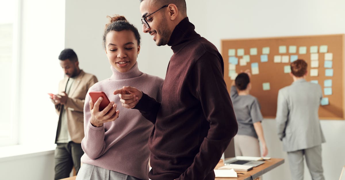 découvrez les meilleurs forfaits mobiles adaptés à vos besoins : appels, sms et internet à des tarifs avantageux. comparez et choisissez le plan parfait pour vous !
