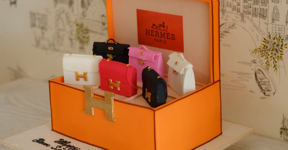 découvrez l'orange box : une solution pratique et moderne pour organiser, stocker ou offrir vos objets. idéale pour tous vos besoins, l'orange box se distingue par son design élégant, sa robustesse et sa polyvalence. parfaite pour la maison, le bureau ou les cadeaux.