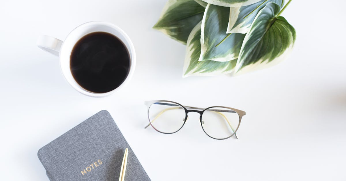 découvrez les différentes options de carte revolut, comparez leurs fonctionnalités, avantages et tarifs pour choisir la carte qui correspond le mieux à vos besoins en paiement et en voyages.