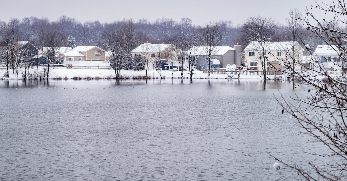 découvrez les causes possibles d’un compte bancaire bloqué, les démarches à suivre pour le débloquer et les solutions pour protéger vos finances en cas de gel de compte.