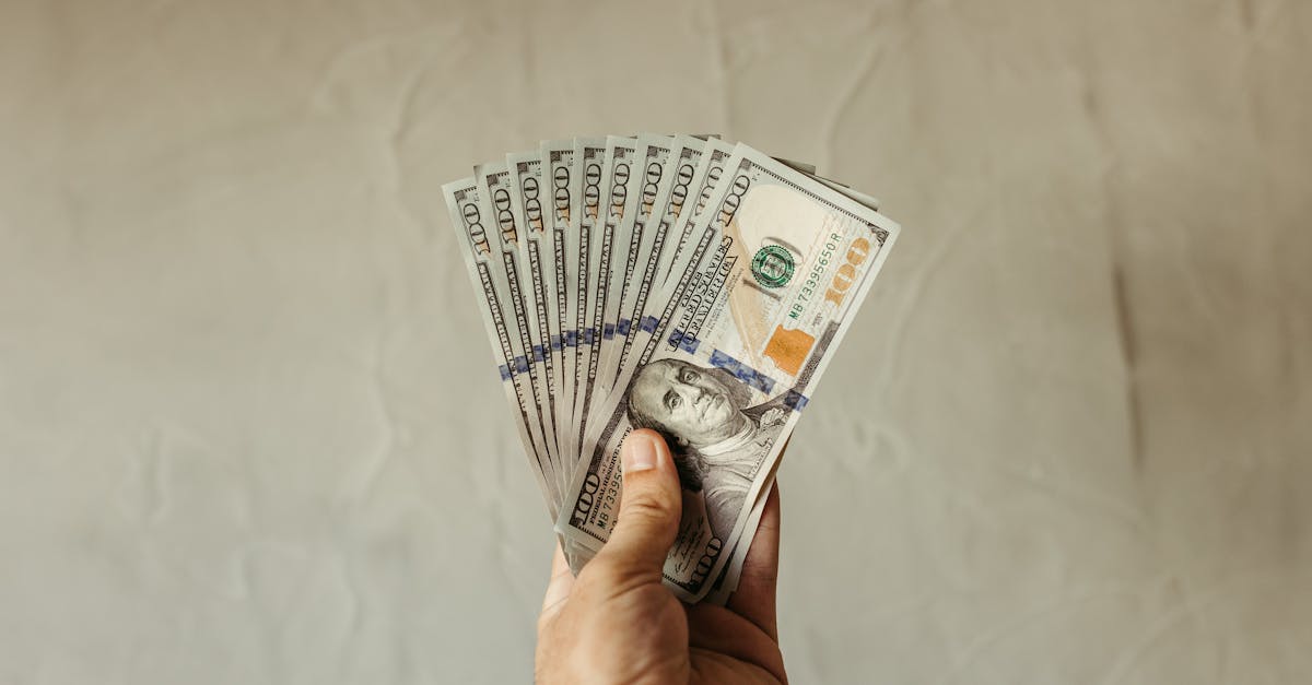 découvrez tout ce qu'il faut savoir sur le virement bancaire : fonctionnement, sécurité et conseils pratiques pour envoyer ou recevoir de l'argent facilement entre comptes bancaires.