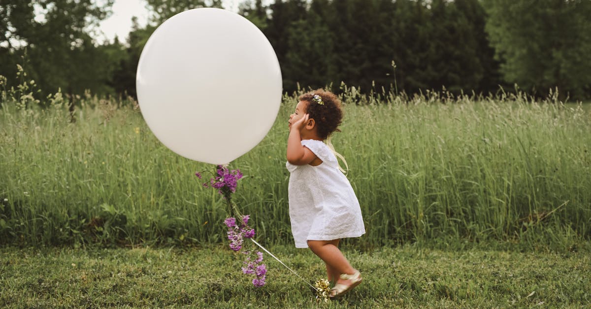 découvrez tout ce qu'il faut savoir sur le ballon gastrique : son fonctionnement, les avantages pour la perte de poids, le déroulement de la pose et les précautions à prendre. obtenez des conseils avisés pour réussir votre parcours minceur en toute sécurité.