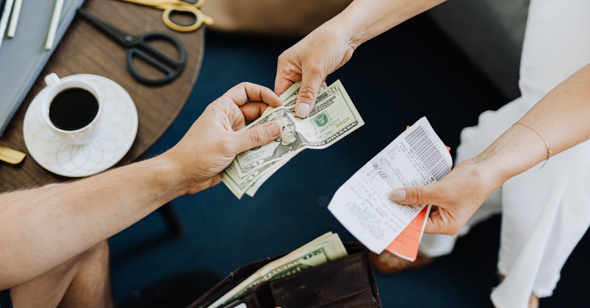 découvrez tout ce qu'il faut savoir sur les prêts : conseils pour choisir le meilleur prêt, comprendre les différents types de prêts, démarches à suivre et astuces pour obtenir un financement avantageux.