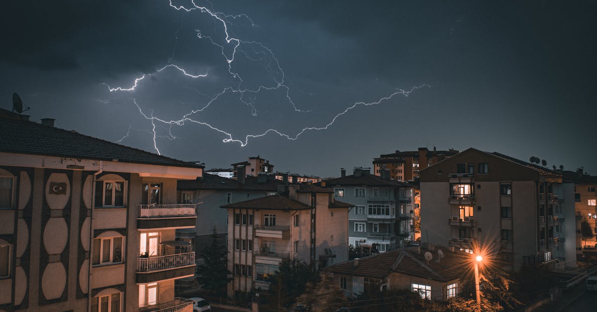 découvrez tout ce que vous devez savoir sur la tarification de l'électricité : explications, facteurs influents, conseils pour économiser et comprendre votre facture.