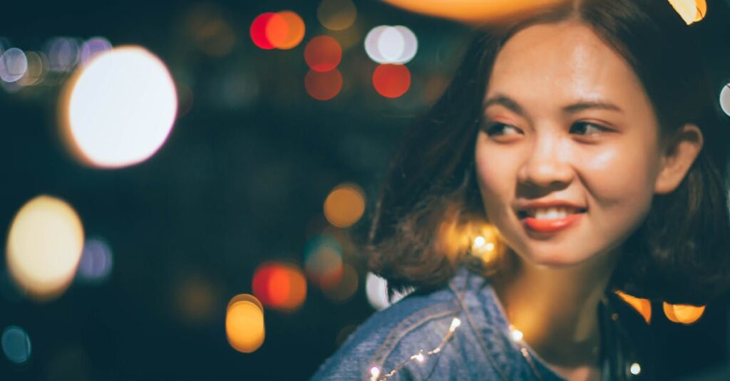 consultez les prix spot de l'électricité en temps réel pour optimiser votre consommation et vos coûts énergétiques.