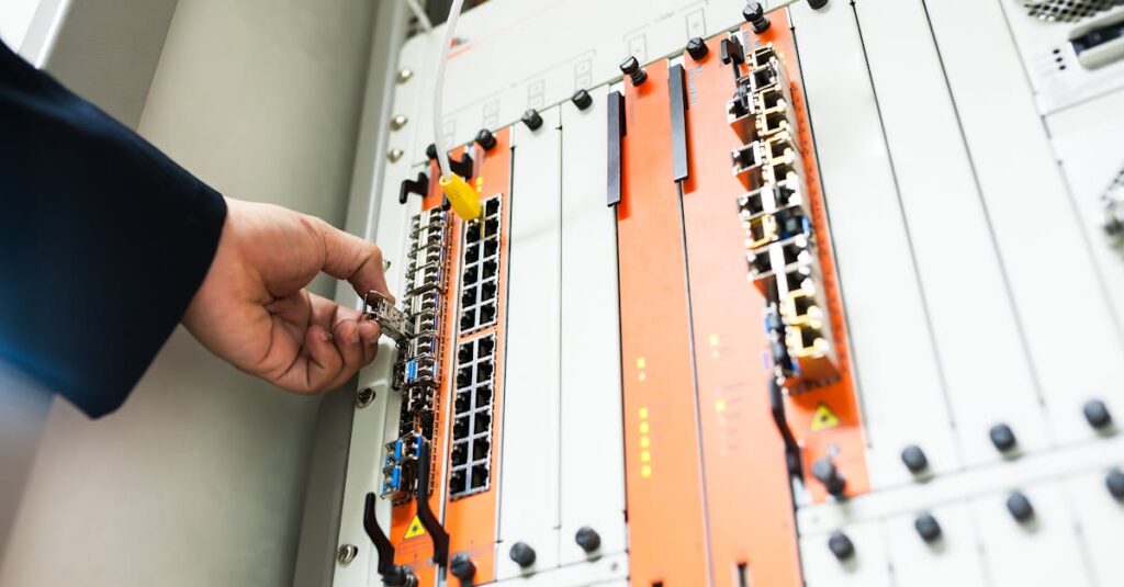 installation de fibre optique rapide et fiable pour une connexion internet ultra-haut débit. optimisez votre réseau avec notre expertise en pose de fibre.