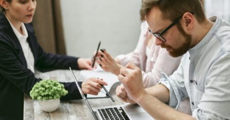 découvrez les avis clients sur n26, la banque en ligne innovante, et profitez de retours d'expérience authentiques pour mieux choisir votre service bancaire.