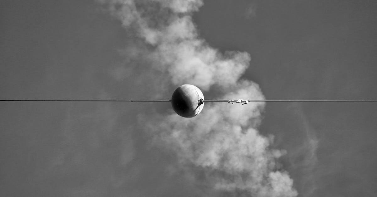 découvrez ce que signifient les prix négatifs de l'électricité, comment ils se produisent et leurs impacts sur le marché de l'énergie.