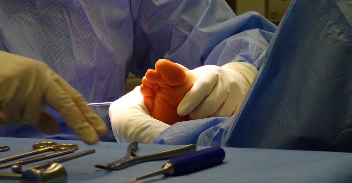 découvrez tout ce qu'il faut savoir sur le remboursement en podiatrie : démarches, conditions et conseils pour bénéficier d'une prise en charge optimale de vos soins podologiques.