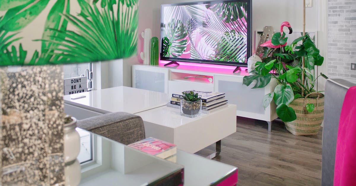 découvrez notre sélection de téléviseurs haute définition offrant une qualité d'image exceptionnelle, un son immersif et des fonctionnalités intelligentes pour une expérience de divertissement inégalée.