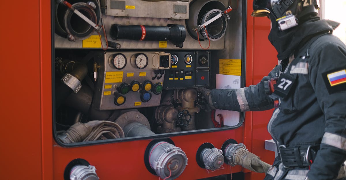 découvrez des solutions efficaces et durables pour l'approvisionnement en eau, garantissant une distribution fiable et sécurisée pour tous vos besoins domestiques et industriels.