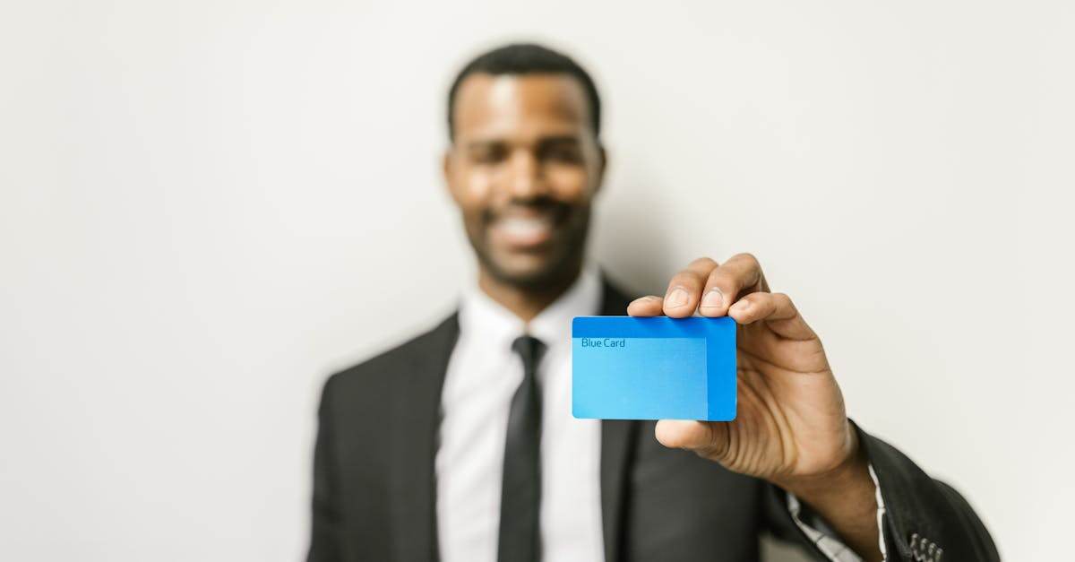 découvrez la limite de carte : comprenez les plafonds de vos cartes de crédit et débit, gérez vos dépenses facilement et évitez les dépassements.