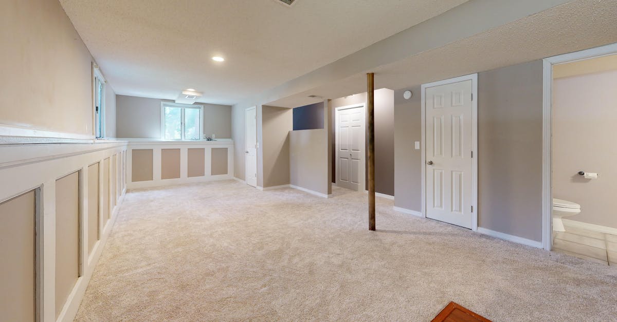 arrêt de courant d'air pour porte : solution efficace pour isoler votre intérieur et garder la chaleur, réduisant ainsi les déperditions énergétiques.