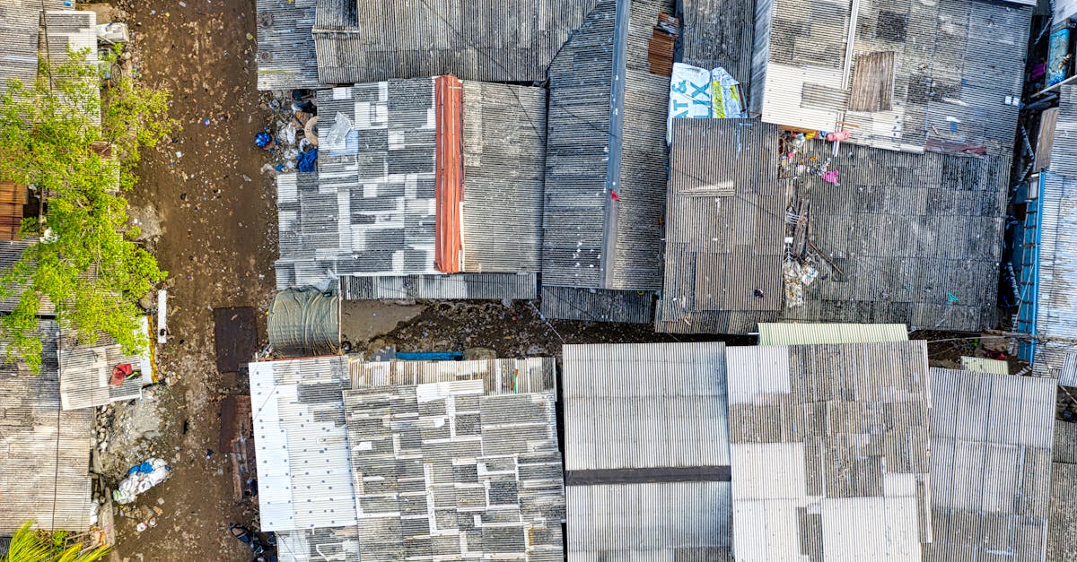 découvrez les démarches légales pour expulser des squatteurs efficacement et en toute conformité avec la loi.