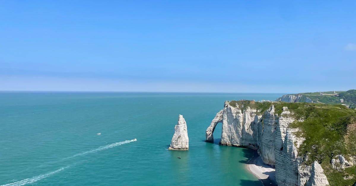 découvrez eaux de normandie à alençon, spécialiste de la distribution d'eau potable et des services liés à l'eau pour garantir qualité et fiabilité dans votre région.
