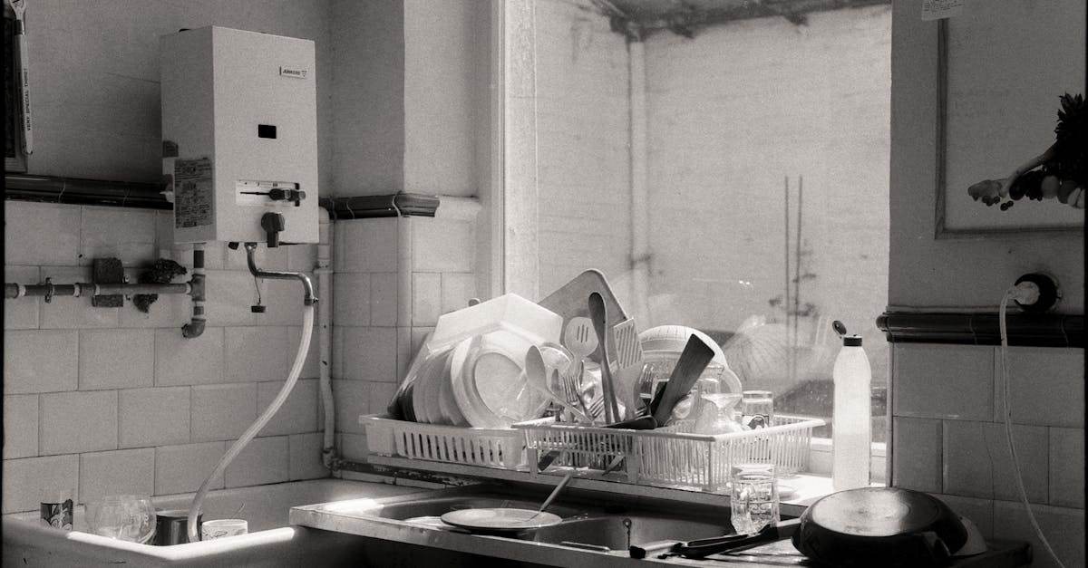 découvrez notre gamme de chauffe-eau performants et économiques, conçus pour assurer un confort optimal et une eau chaude instantanée dans votre logement.