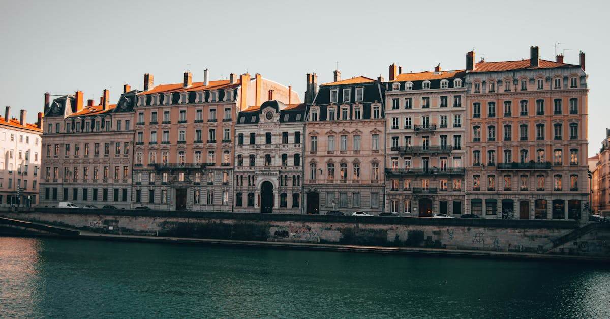 découvrez water lyon, votre spécialiste en solutions d’eau à lyon : traitement, purification et adoucissement pour une eau saine et de qualité chez vous.