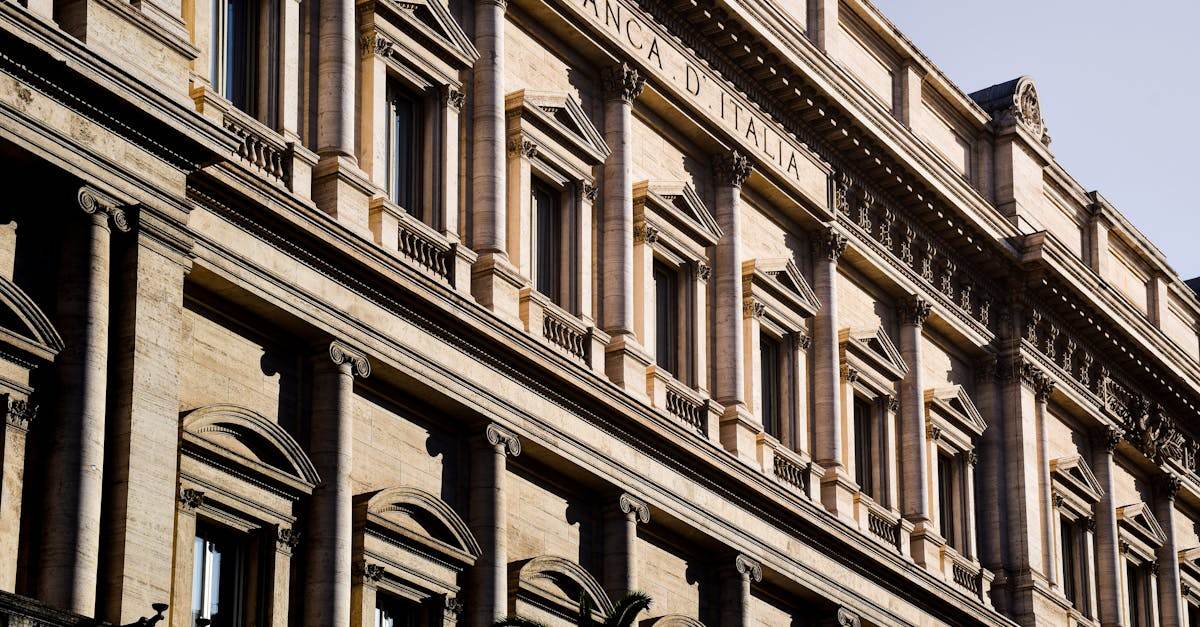 découvrez les principales institutions bancaires, leurs services financiers et comment elles facilitent la gestion de votre argent au quotidien.