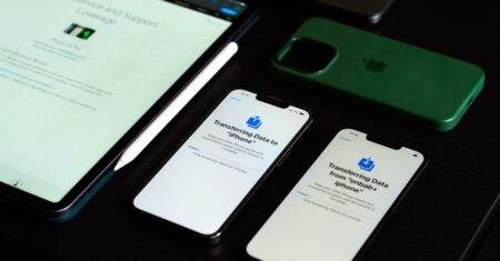 envoyez et recevez de l'argent facilement et rapidement grâce aux transferts par sms, une solution sécurisée et pratique pour toutes vos transactions mobiles.