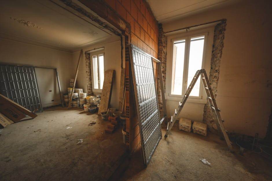 Travaux de rénovation énergétique dans une maison, isolation et chantier