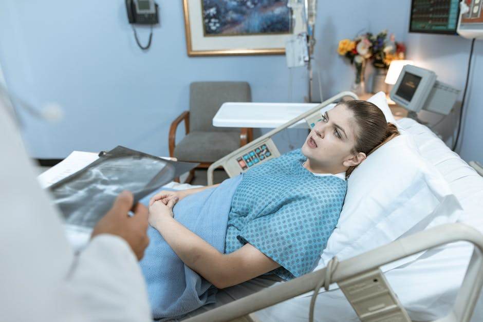 Jeune adulte à l’hôpital ou en consultation médicale
