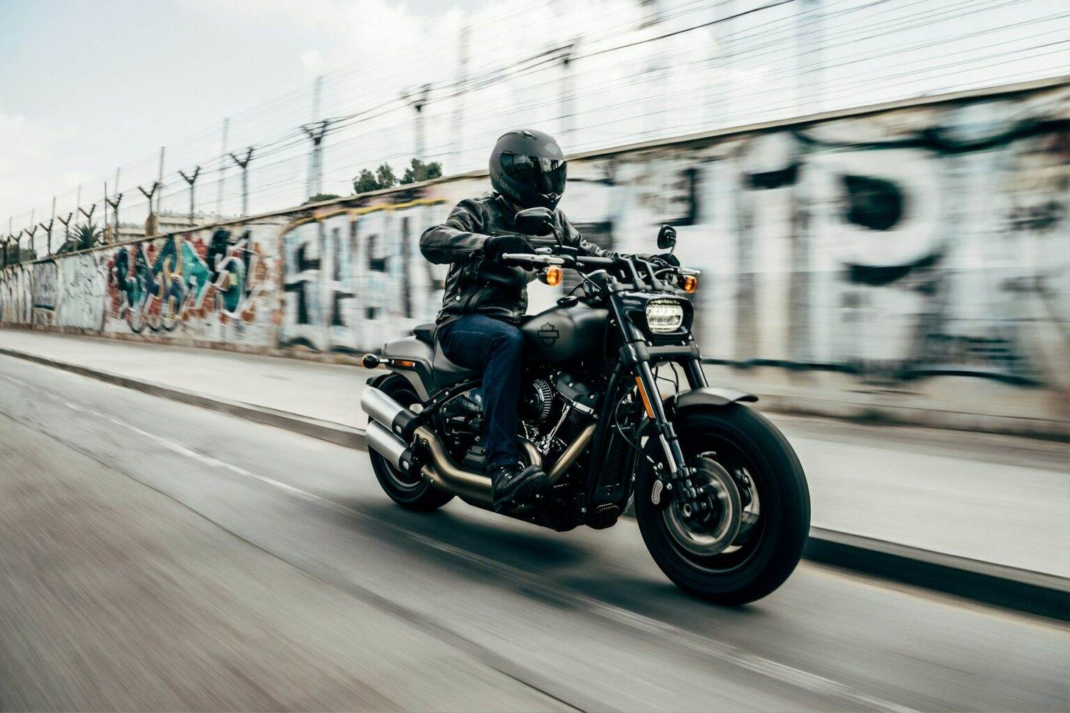 Assurance moto : faut-il privilégier le prix ou les garanties ? moto