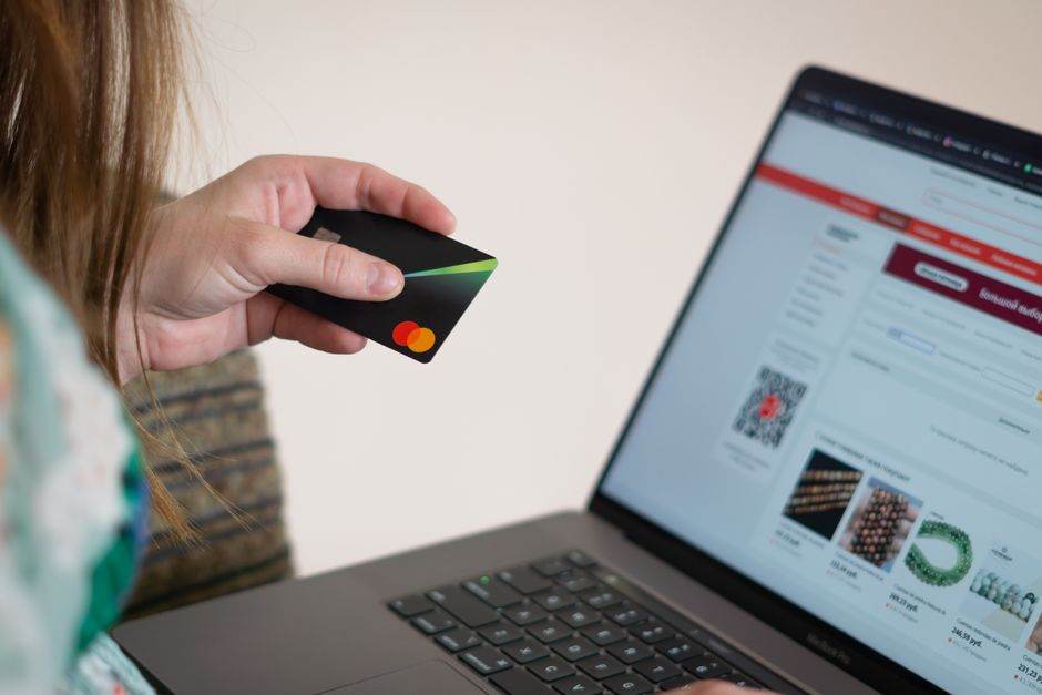 Business model and commission concept with hands and digital interface