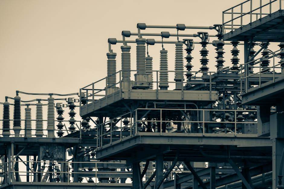 Casque JBL offert et MacBook à gagner chez Plenitude : les conditions à connaître Detailed view of an industrial power station structure in New York City.