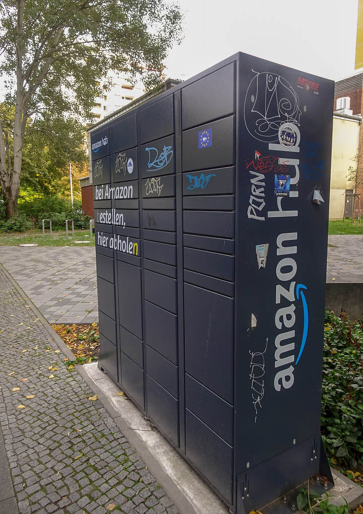 Amazon Pick Up Point